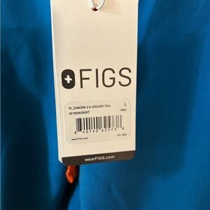 FIGS Azure Zamora Jogger scrubs